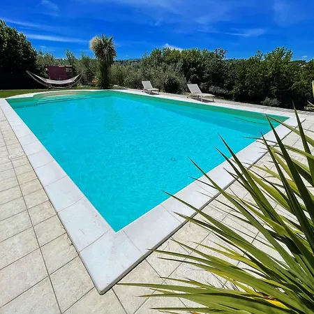 Stylish Near Bevagna And Montefalco With Sensational Views And Sleeps 14 * Belvedere (Perugia)