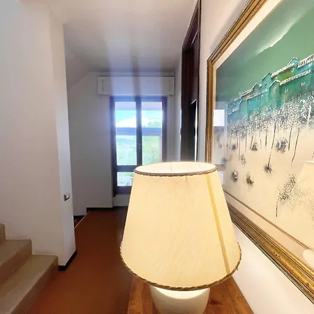 Villa Stylish Near Bevagna And Montefalco With Sensational Views And Sleeps 14